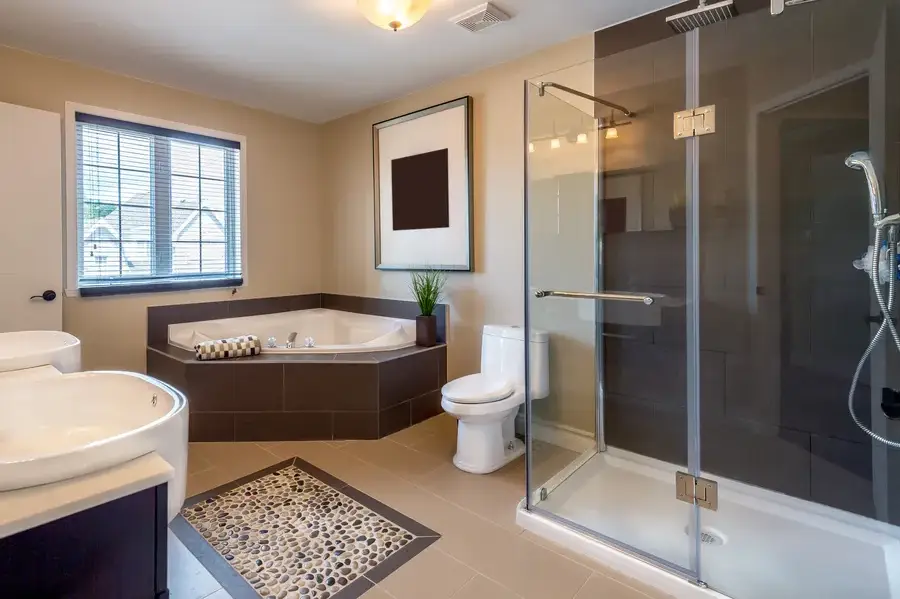 How A Construction Company Can Simplify Your Bathroom Renovation in Hopewell Junction, NY